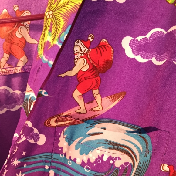 Mens size small Christmas/ Hawaiian style shirt button up short sleeve - Picture 7 of 7